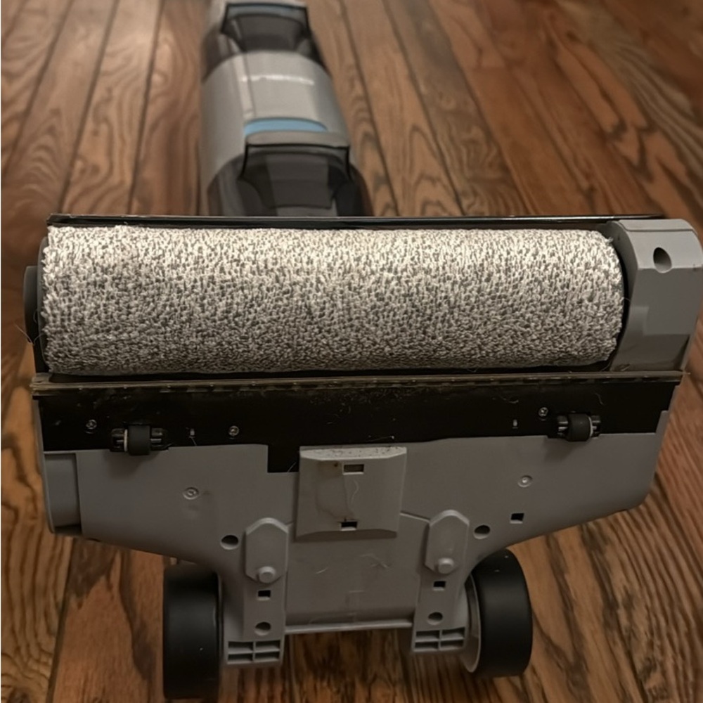 Tineco Floor Washer Vacuum and Mop 5 Series Cordless - Picture 10 of 12